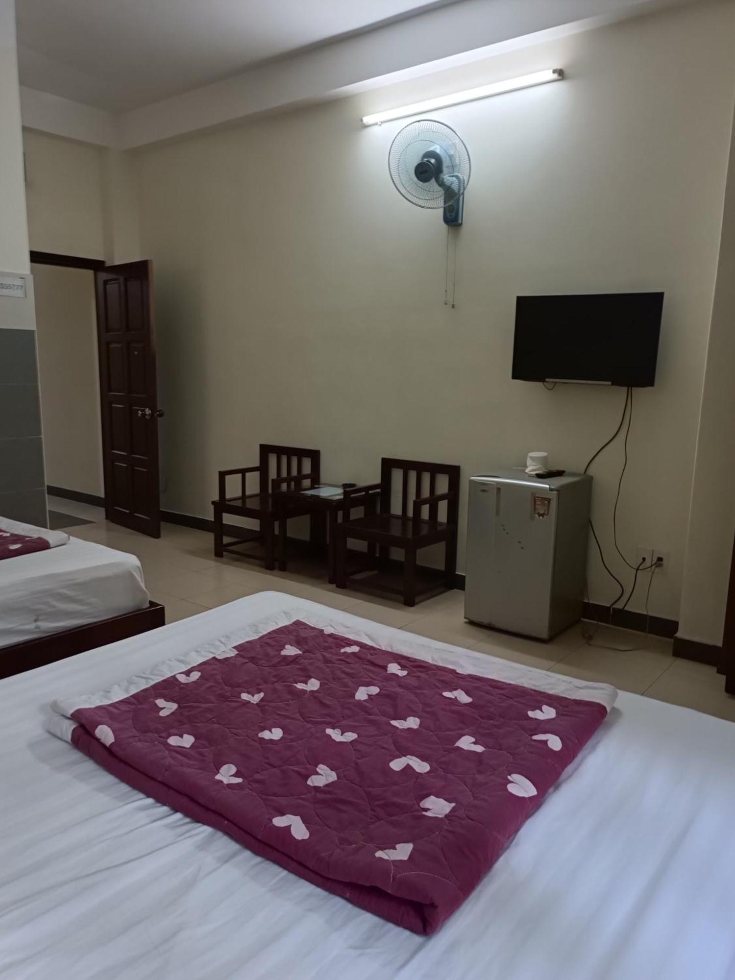 Oyo 1171 Tay Hai Hotel Дананг Екстериор снимка